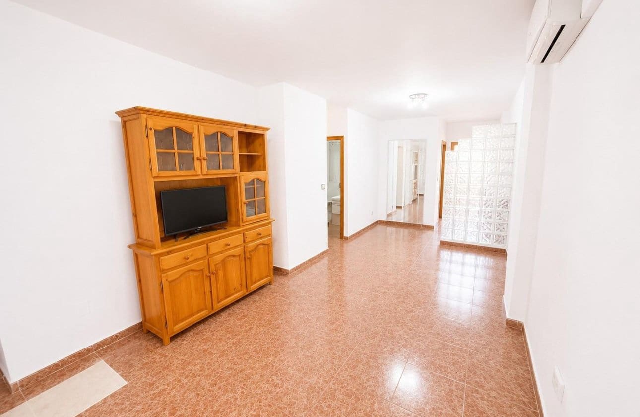 3 Zimmer Wohnung zu verkaufen in Torrevieja - 127.000 € (Ref: 9968929)