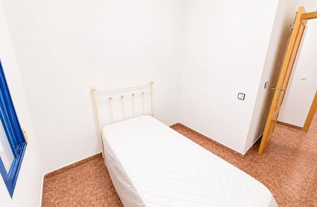3 Zimmer Wohnung zu verkaufen in Torrevieja - 127.000 € (Ref: 9968929)
