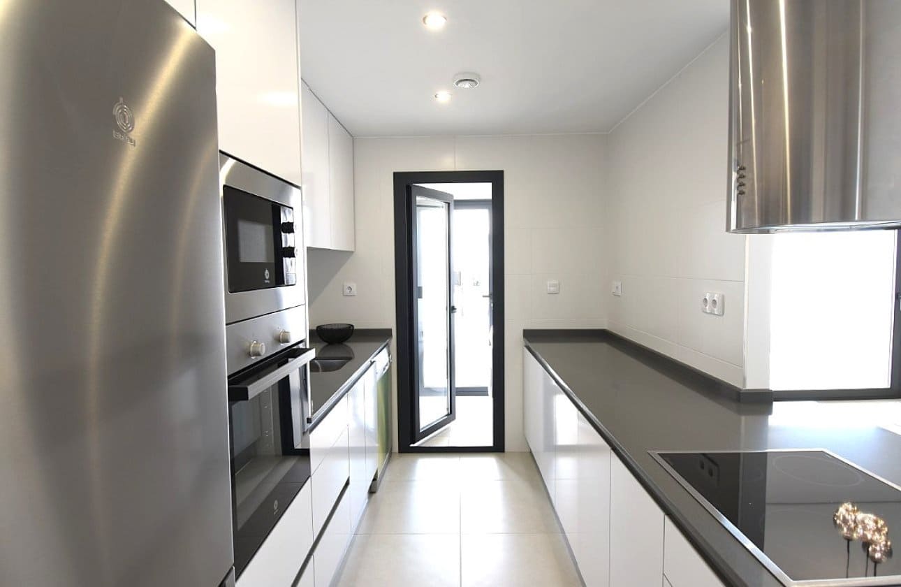 2 soverom Leilighet til salgs i Villamartin med svømmebasseng garasje - € 287 000 (Ref: 9968930)