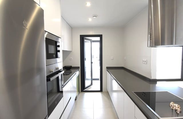 2 soverom Leilighet til salgs i Villamartin, Orihuela med svømmebasseng garasje - € 287 000 (Ref: 9968930)