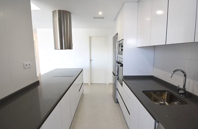 2 soverom Leilighet til salgs i Villamartin, Orihuela med svømmebasseng garasje - € 287 000 (Ref: 9968930)