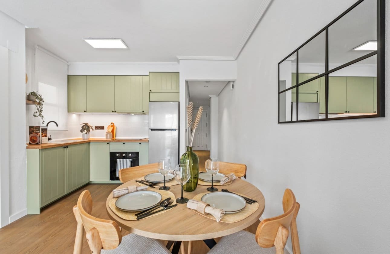 2 bedroom Apartment for sale in Playa Flamenca with pool - € 194,800 (Ref: 9968931)