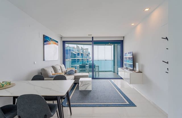 Apartamento de 2 habitaciones en Punta Prima, Torrevieja en venta con piscina - 450.000 € (Ref: 9968933)