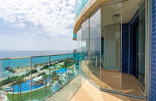 Apartamento de 2 habitaciones en Punta Prima, Torrevieja en venta con piscina - 450.000 € (Ref: 9968933)