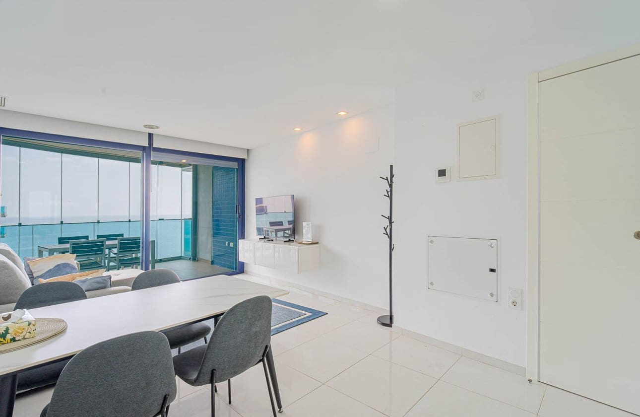 Apartamento de 2 habitaciones en Orihuela Costa en venta con piscina - 450.000 € (Ref: 9968933)