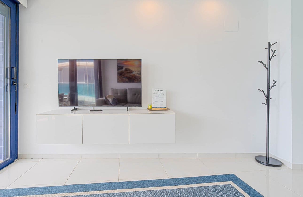 Apartamento de 2 habitaciones en Orihuela Costa en venta con piscina - 450.000 € (Ref: 9968933)