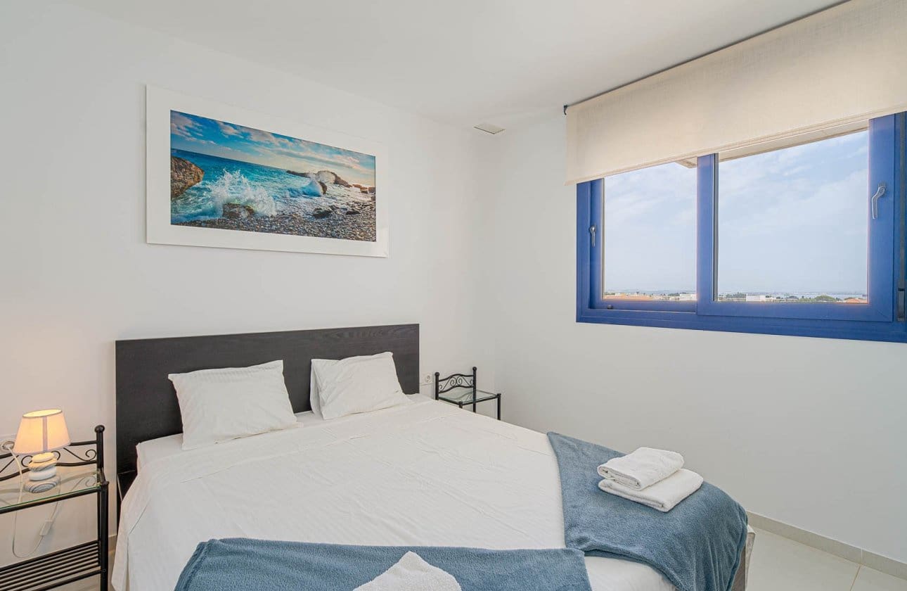 Apartamento de 2 habitaciones en Orihuela Costa en venta con piscina - 450.000 € (Ref: 9968933)