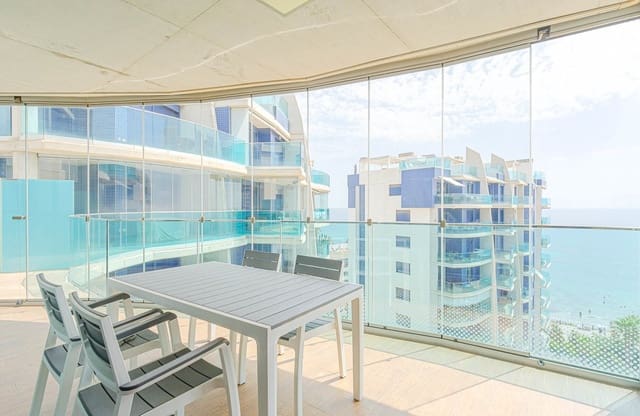 Apartamento de 2 habitaciones en Punta Prima, Torrevieja en venta con piscina - 450.000 € (Ref: 9968933)