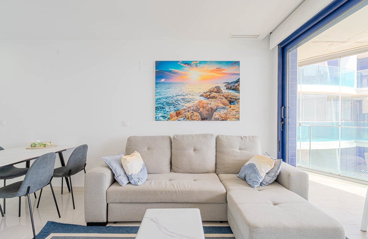 Apartamento de 2 habitaciones en Orihuela Costa en venta con piscina - 450.000 € (Ref: 9968933)
