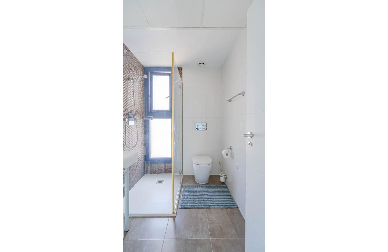 Apartamento de 2 habitaciones en Orihuela Costa en venta con piscina - 450.000 € (Ref: 9968933)