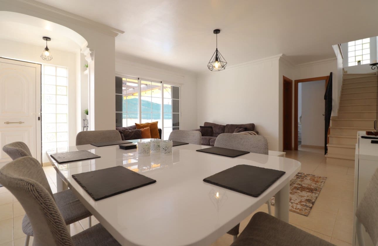 3 bedroom Semi-detached Villa for sale in Los Montesinos with pool - € 299,950 (Ref: 9968934)