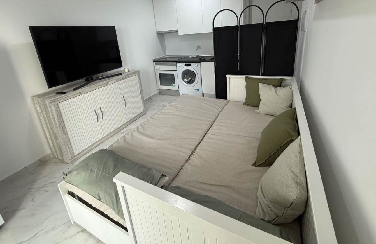 1 soveværelse Studio til salg i Ciudad Quesada med swimmingpool - € 89.900 (Ref: 9968935)