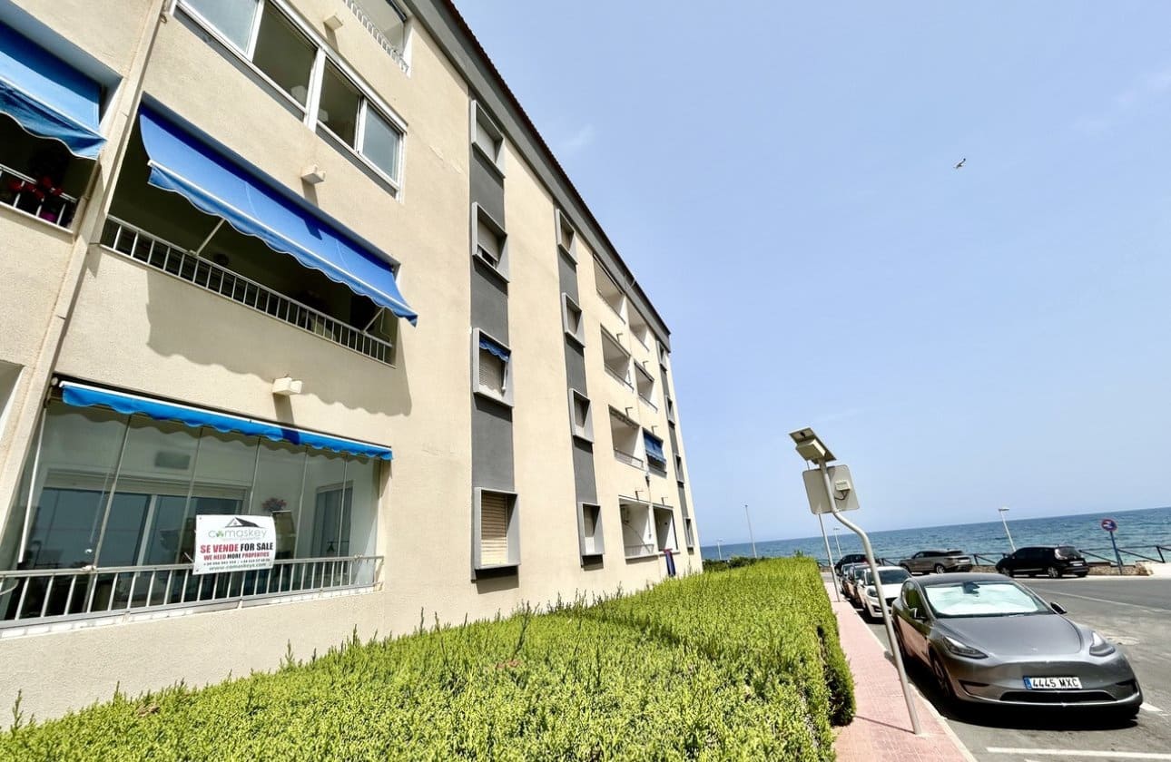 3 soverom Strandleiligheter til salgs i Orihuela Costa med svømmebasseng - € 225 000 (Ref: 9968942)