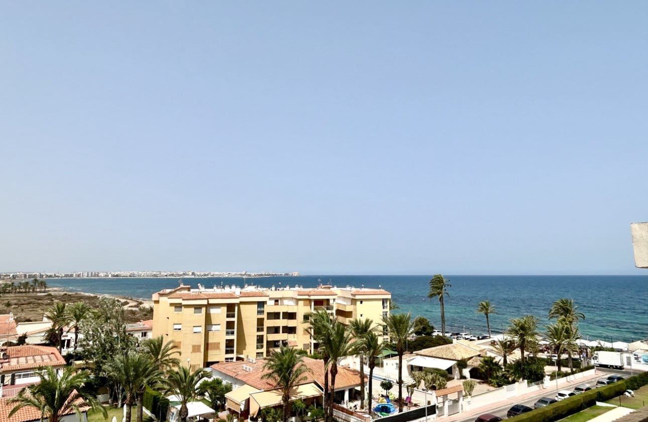 3 soverom Strandleiligheter til salgs i Orihuela Costa med svømmebasseng - € 225 000 (Ref: 9968942)