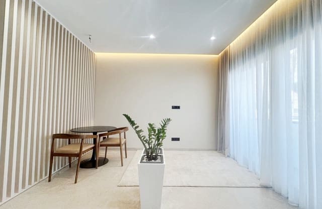 1 soverom Leilighet til salgs i Avenida Habaneras - Curva de Palangre, Torrevieja med svømmebasseng - € 168 000 (Ref: 9974381)