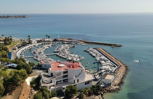 2 sovrum Lägenhet till salu i Dehesa de Campoamor, Orihuela med pool - 199 900 € (Ref: 9974382)