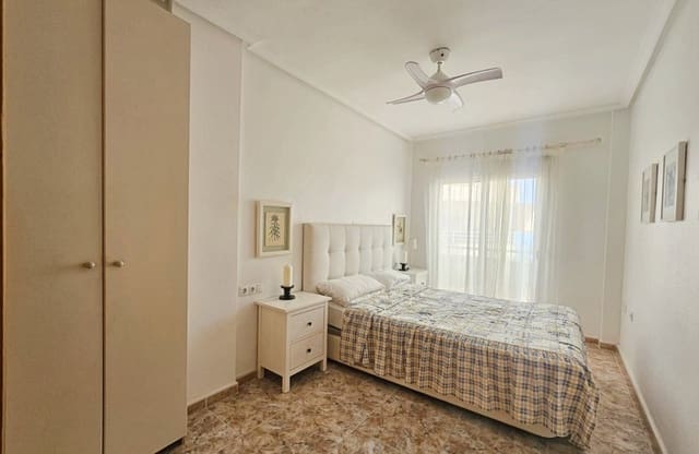 2 soverom Strandleiligheter til salgs i Aguamarina, Orihuela med svømmebasseng - € 224 000 (Ref: 9974383)