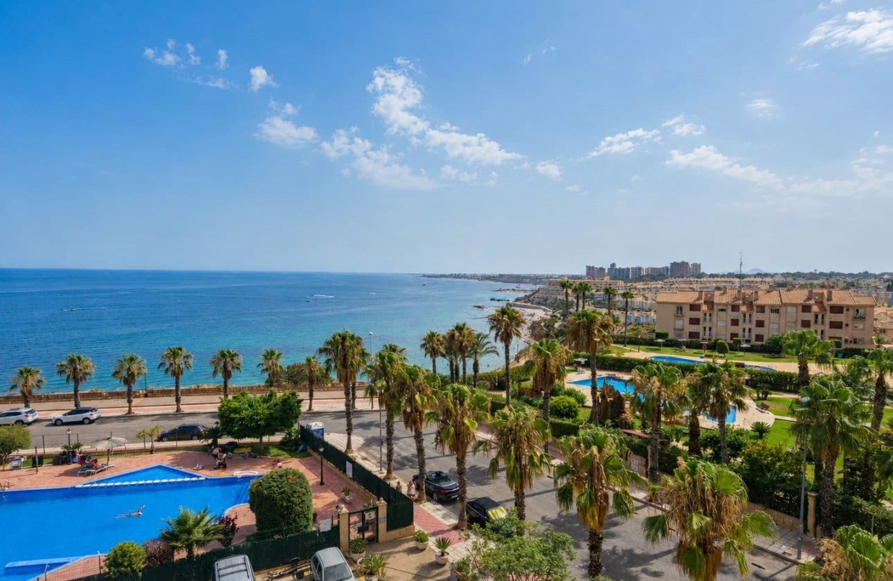 2 soverom Strandleiligheter til salgs i Orihuela Costa med svømmebasseng - € 224 000 (Ref: 9974383)