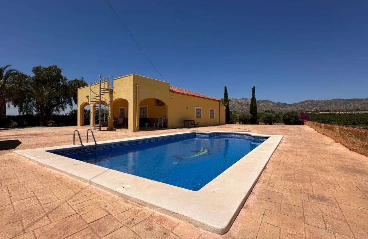 3 soverom Villa til salgs i Albatera med svømmebasseng - € 325 000 (Ref: 9975668)
