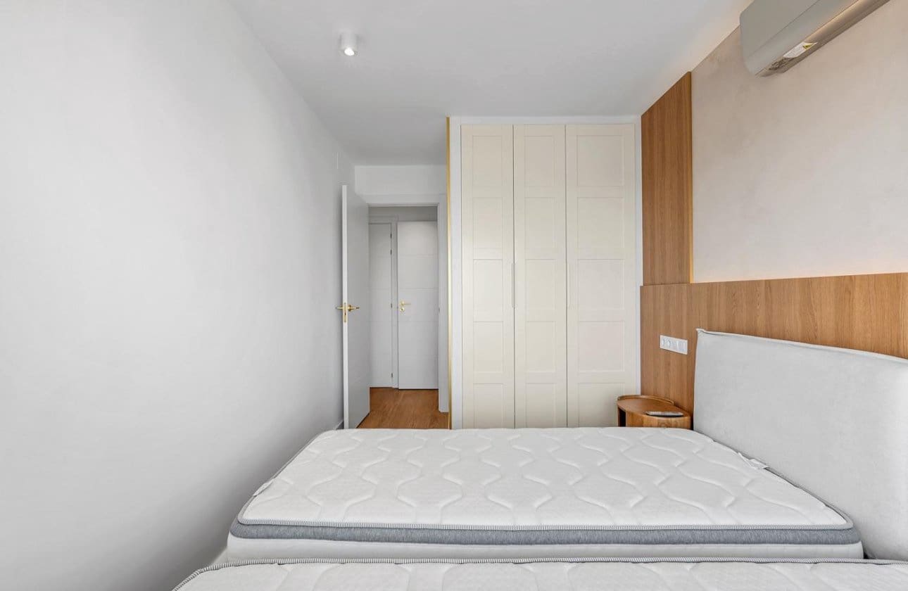 2 soverom Leilighet til salgs i Punta Prima med svømmebasseng - € 225 000 (Ref: 9975671)