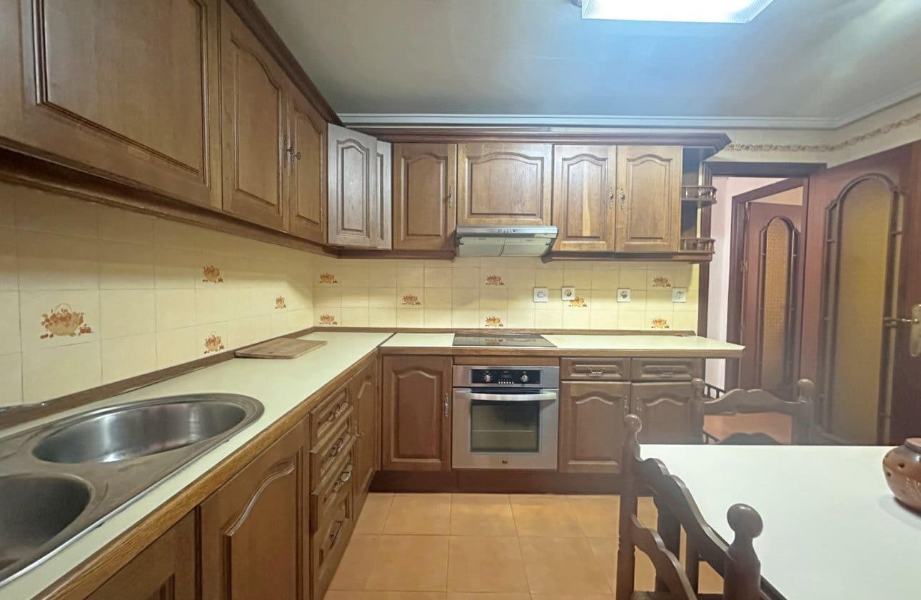 Apartamento de 4 habitaciones en Torrevieja en venta - 255.000 € (Ref: 9975672)
