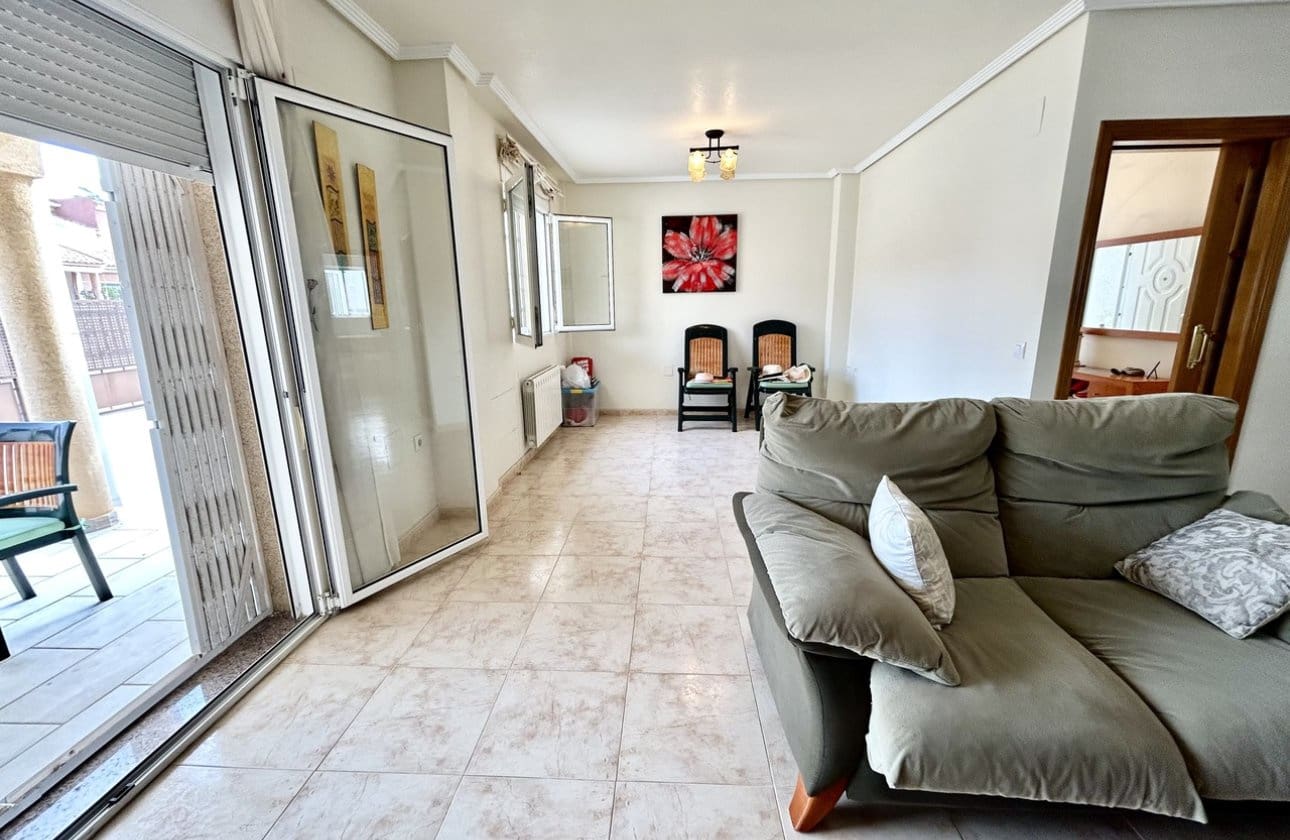 3 soverom Hus til salgs i Torre de la Horadada med garasje - € 399 000 (Ref: 9983241)
