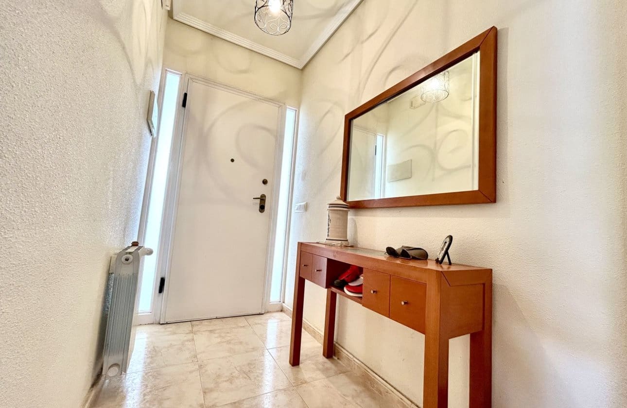 3 soverom Hus til salgs i Torre de la Horadada med garasje - € 399 000 (Ref: 9983241)