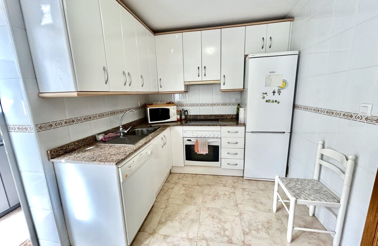 3 soverom Hus til salgs i Torre de la Horadada med garasje - € 399 000 (Ref: 9983241)
