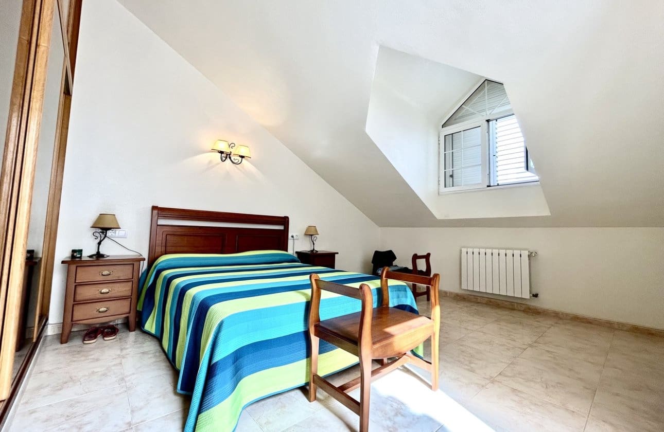 3 soverom Hus til salgs i Torre de la Horadada med garasje - € 399 000 (Ref: 9983241)