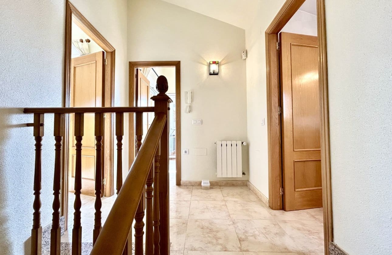 3 soverom Hus til salgs i Torre de la Horadada med garasje - € 399 000 (Ref: 9983241)