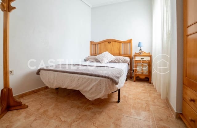 Apartamento de 2 habitaciones en Parque de las Naciones, Torrevieja en venta - 133.000 € (Ref: 9983246)