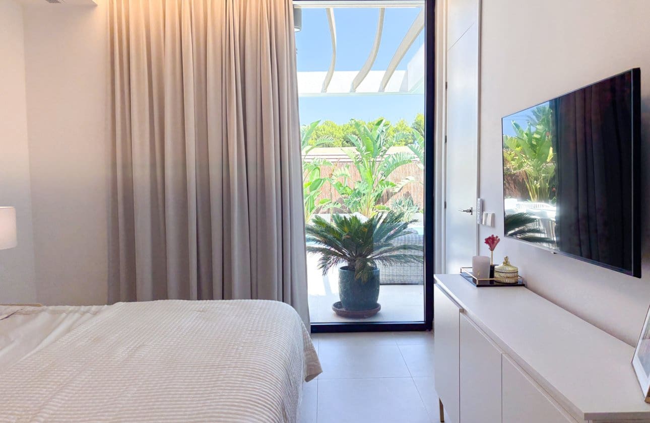 3 sovrum Villa till salu i Cabo Roig med pool - 749 000 € (Ref: 9990897)