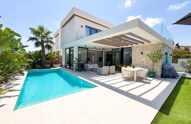 3 quarto Moradia para venda em Cabo Roig, Orihuela com piscina - 749 000 € (Ref: 9990897)