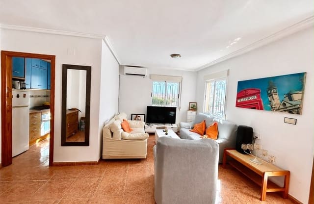 3 soverom Hus til salgs i Los Altos med svømmebasseng garasje - € 209 000 (Ref: 9990898)