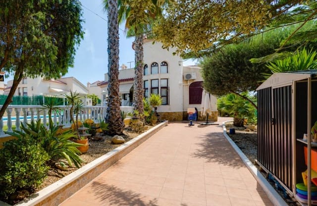 3 soverom Villa til salgs i San Fulgencio med svømmebasseng garasje - € 399 000 (Ref: 9990900)