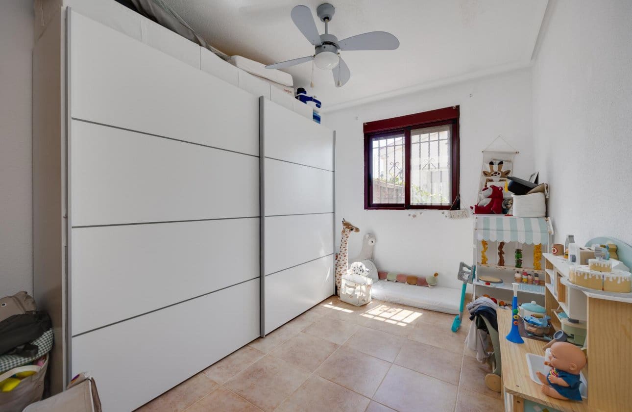 3 soverom Villa til salgs i San Fulgencio med svømmebasseng garasje - € 399 000 (Ref: 9990900)