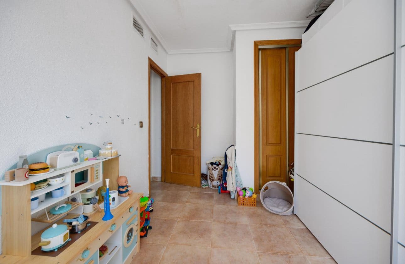 3 soverom Villa til salgs i San Fulgencio med svømmebasseng garasje - € 399 000 (Ref: 9990900)