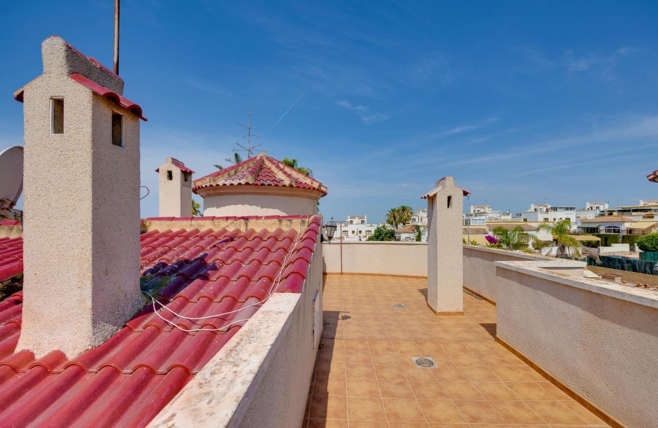 3 soverom Villa til salgs i San Fulgencio med svømmebasseng garasje - € 399 000 (Ref: 9990900)