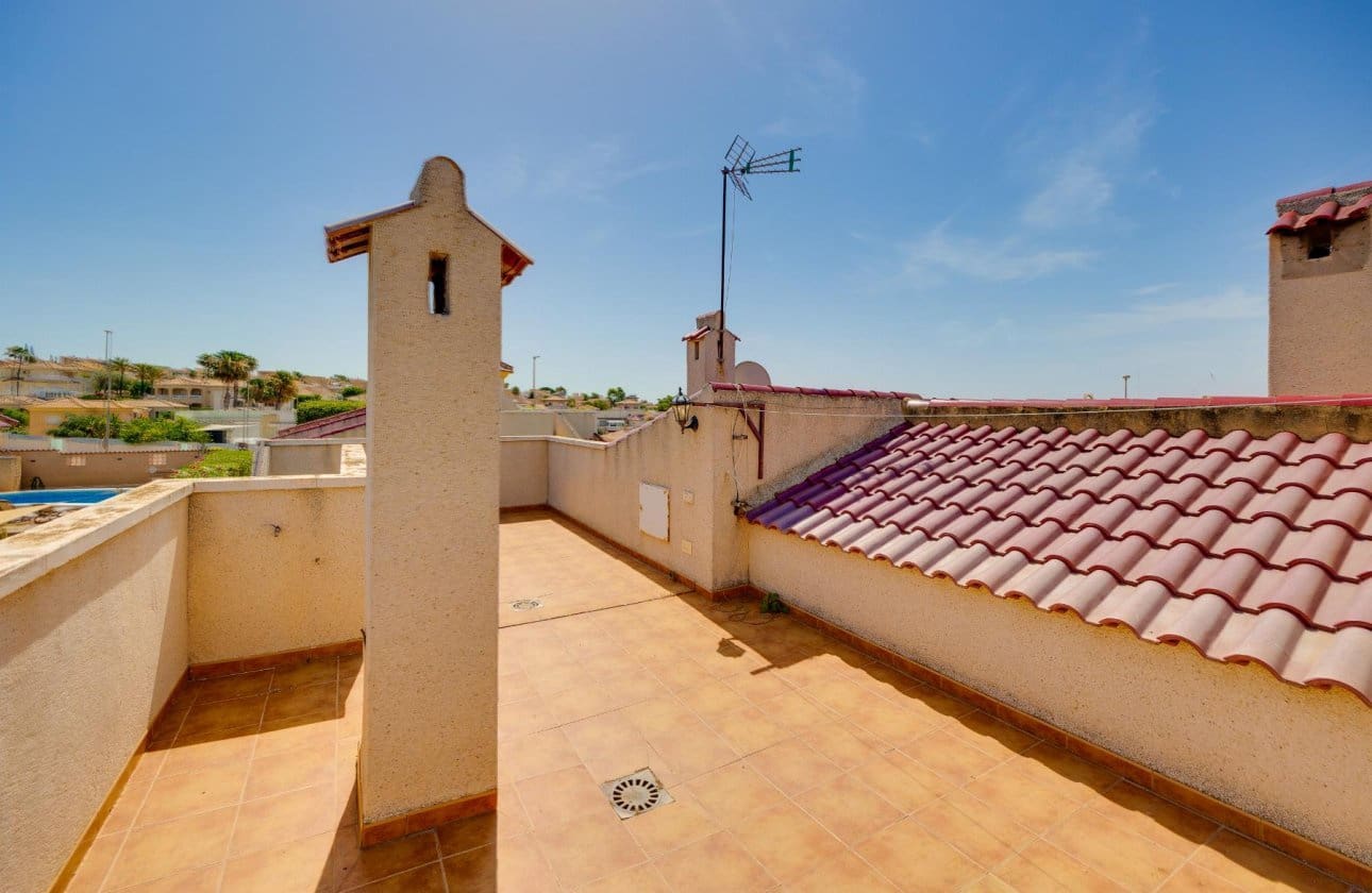 3 soverom Villa til salgs i San Fulgencio med svømmebasseng garasje - € 399 000 (Ref: 9990900)