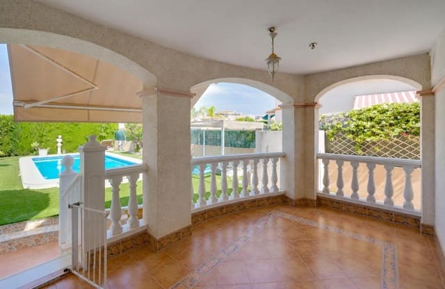 3 soverom Villa til salgs i San Fulgencio med svømmebasseng garasje - € 399 000 (Ref: 9990900)
