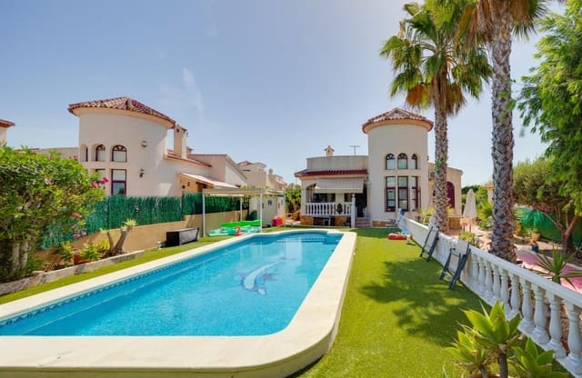 3 soverom Villa til salgs i San Fulgencio med svømmebasseng garasje - € 399 000 (Ref: 9990900)