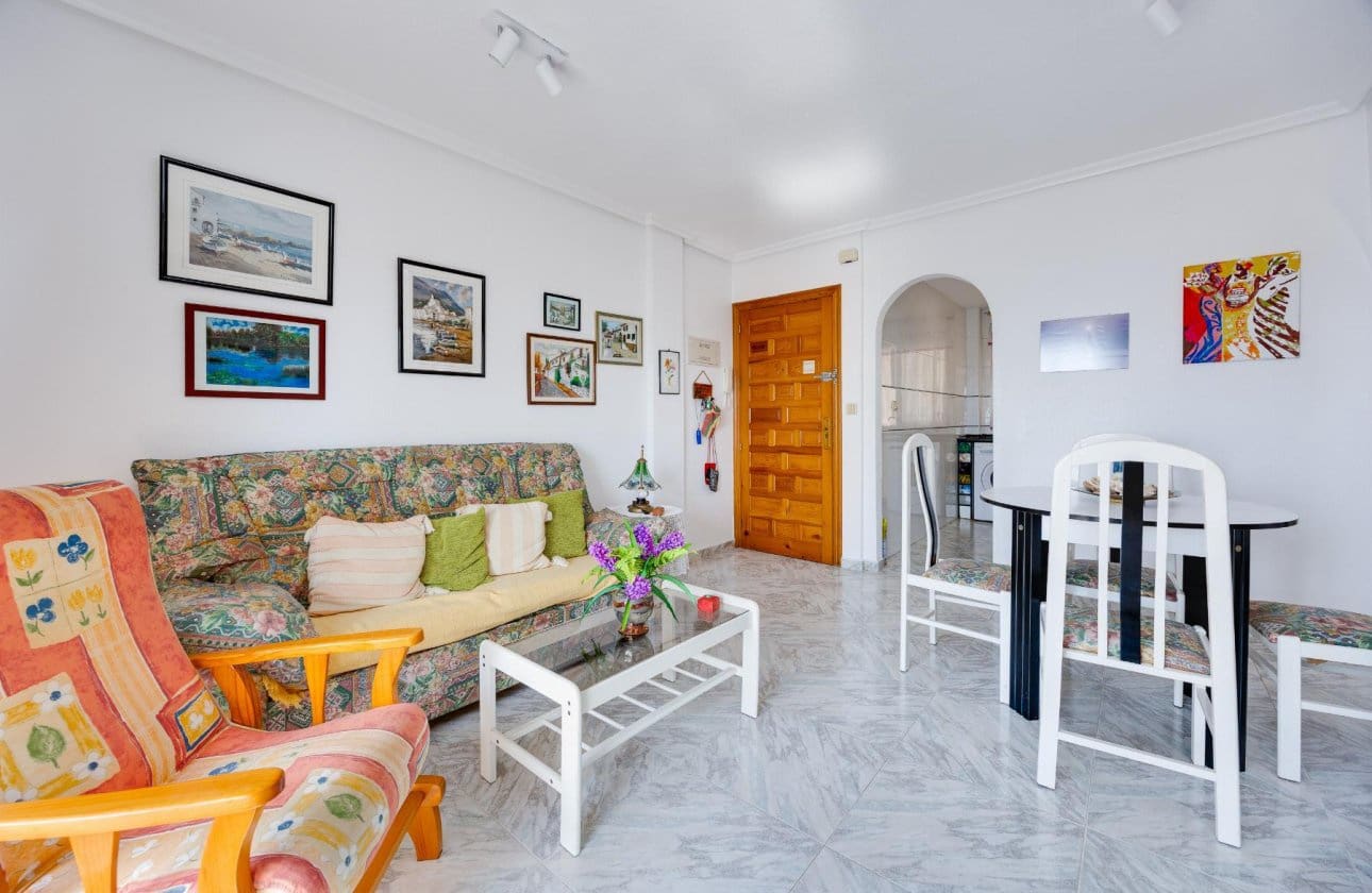 2 sovrum Strandlägenhet till salu i Torre del Moro med pool - 219 500 € (Ref: 9990902)
