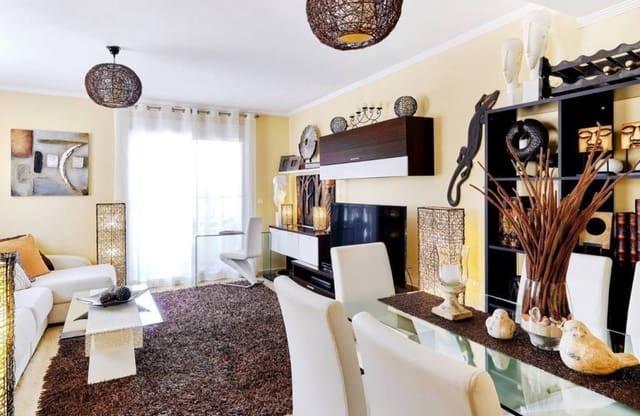 3 soveværelse Lejlighed til salg i Dehesa de Campoamor, Orihuela med swimmingpool - € 250.000 (Ref: 9990904)