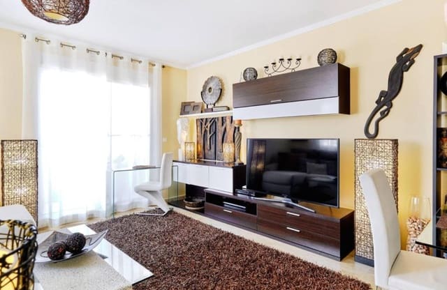3 soveværelse Lejlighed til salg i Dehesa de Campoamor, Orihuela med swimmingpool - € 250.000 (Ref: 9990904)