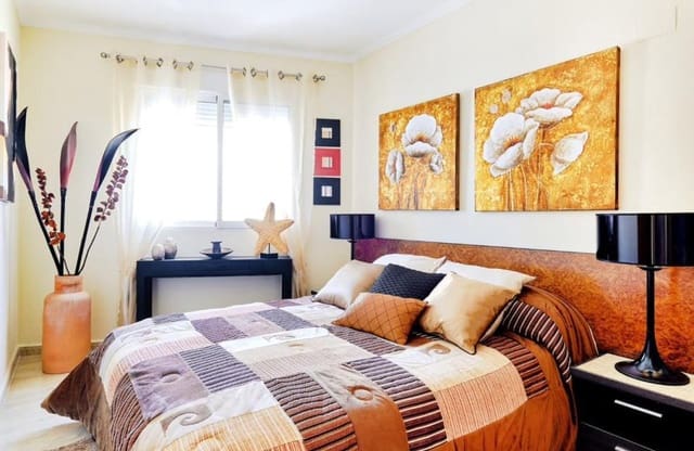 3 soveværelse Lejlighed til salg i Dehesa de Campoamor, Orihuela med swimmingpool - € 250.000 (Ref: 9990904)