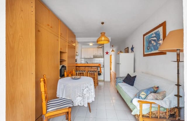 1 bedroom Apartment for sale in Guardamar del Segura with garage - € 102,260 (Ref: 9990905)