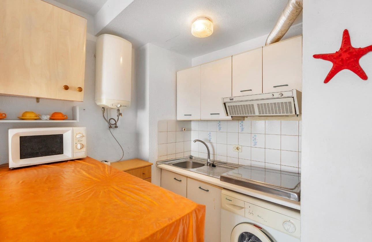 1 Zimmer Apartment zu verkaufen in Guardamar del Segura mit Garage - 102.260 € (Ref: 9990905)