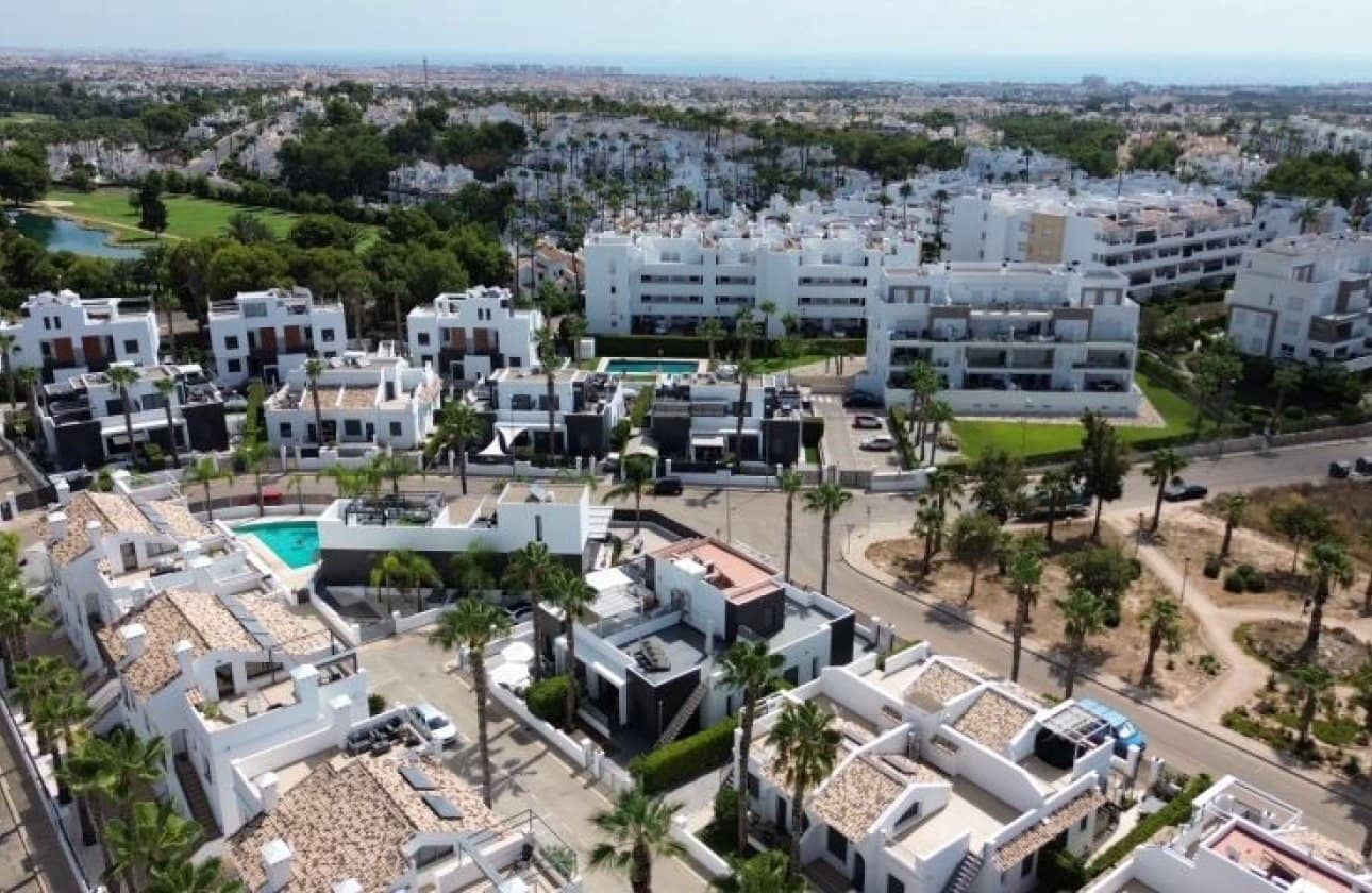 2 camera da letto Villa in vendita in Orihuela Costa con piscina - 236.995 € (Rif: 9994475)