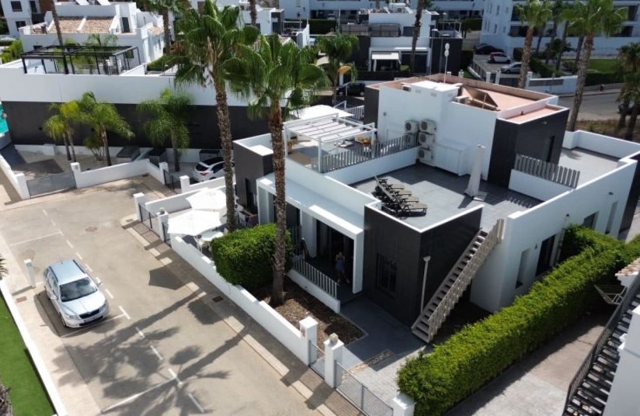 2 camera da letto Villa in vendita in Orihuela Costa con piscina - 236.995 € (Rif: 9994475)