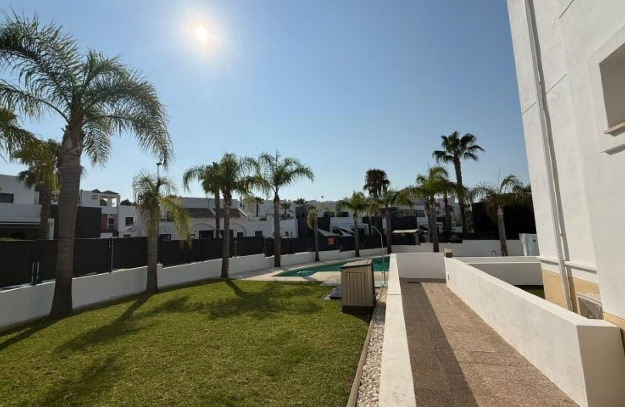 2 camera da letto Villa in vendita in Orihuela Costa con piscina - 236.995 € (Rif: 9994475)